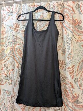 Black Old navy power soft active dress with inner shorts, medium
